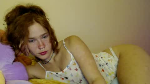 Snapshot of cypresskneez chatting on 06/23/26, 07:06 cypresskneez online show from 06/23/26, 07:06
