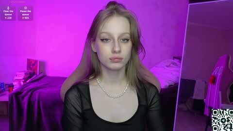 cyyberwhore online show from 04/27/26, 12:52
