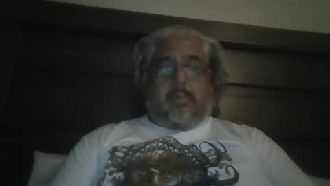 Snapshot of czar1974 chatting on 01/02/25, 11:16 czar1974 online show from 01/02/25, 11:16