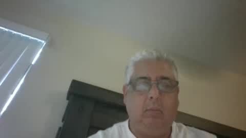 Snapshot of czar1974 chatting on 10/13/25, 10:10 czar1974 online show from 10/13/25, 10:10