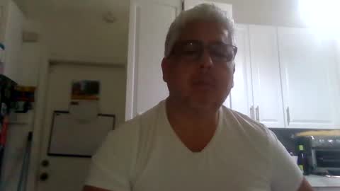 Snapshot of czar1974 chatting on 11/02/25, 05:43 czar1974 online show from 11/02/25, 05:43