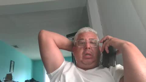 Snapshot of czar1974 chatting on 11/15/25, 03:08 czar1974 online show from 11/15/25, 03:08