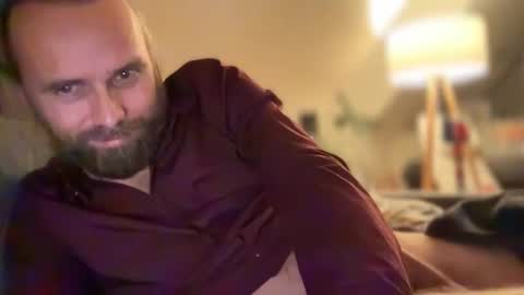 d0n_gi0vanni online show from 11/18/25, 12:05