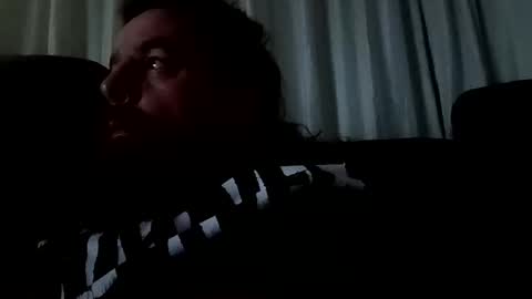 Snapshot of d1988 chatting on 05/31/26, 10:44 D online show from 05/31/26, 10:44