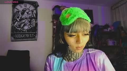 d3m0ny0_0 online show from 03/30/26, 11:39