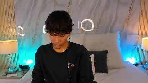 Darked online show from 04/29/26, 04:27