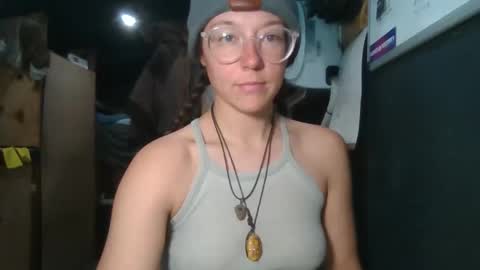 d3sert_moon online show from 12/16/25, 10:26
