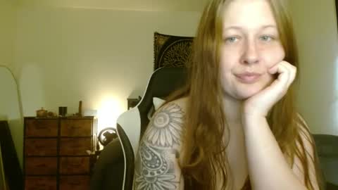 Daisy online show from 02/26/25, 02:46