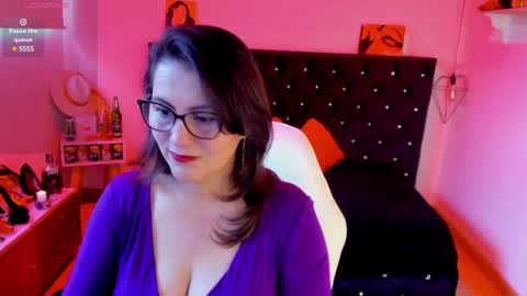 Mia  online show from 01/26/25, 11:50