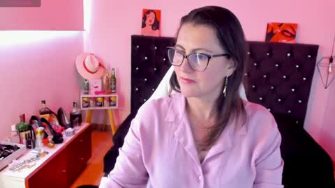 Mia  online show from 01/27/25, 05:48