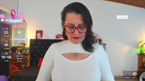 Mia  online show from 11/22/25, 12:37