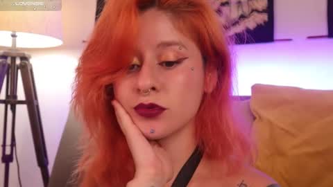 Snapshot of daarlene chatting on 09/18/25, 09:28 Darlene online show from 09/18/25, 09:28