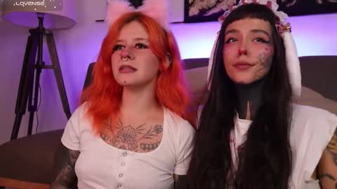 Snapshot of daarlene chatting on 10/31/25, 09:27 Darlene online show from 10/31/25, 09:27