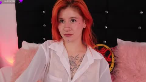 Snapshot of daarlene chatting on 05/12/26, 03:20 Darlene online show from 05/12/26, 03:20
