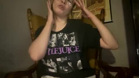 Snapshot of dabqueen_1994 chatting on 02/16/26, 12:34 dabqueen_1994 online show from 02/16/26, 12:34