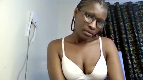 Goddess online show from 04/19/26, 12:00