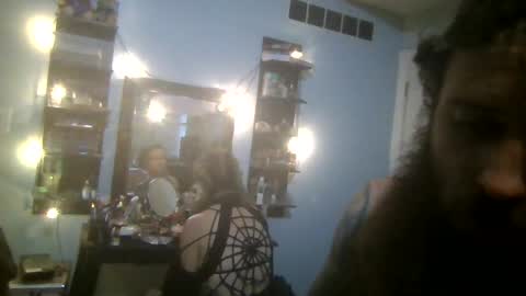 Snapshot of daddy48069 chatting on 10/23/25, 06:23 Daddyrock48069 online show from 10/23/25, 06:23