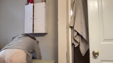 Belle  Email daddydaycarecb  online show from 11/16/25, 12:55