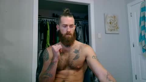 Snapshot of daddyafterdark1 chatting on 05/14/26, 11:28 daddyafterdark1 online show from 05/14/26, 11:28