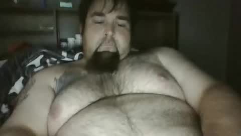 Snapshot of daddyburse17 chatting on 04/10/26, 02:11 ThickNBearded online show from 04/10/26, 02:11