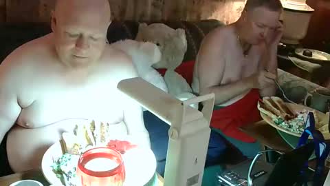 Daddy online show from 10/17/25, 04:15