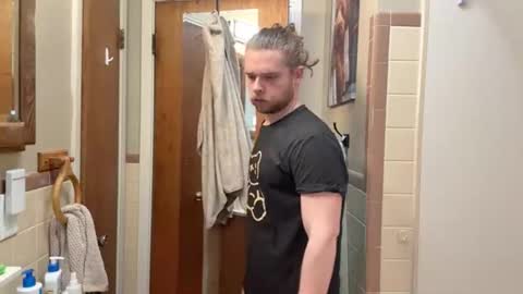 DaddydayDrinkz online show from 12/17/25, 05:24