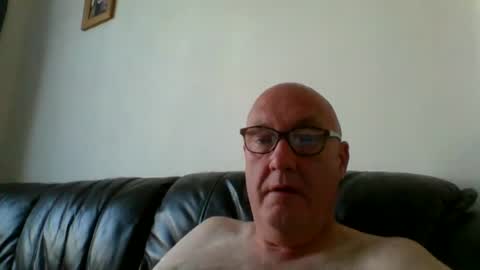 daddyhere4uall8 online show from 08/02/26, 07:18
