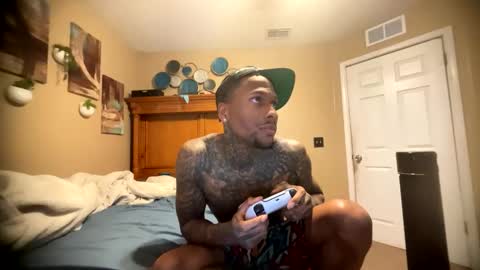 sexy tatted king bbc online show from 04/01/26, 08:39