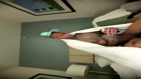 sexy tatted king bbc online show from 07/20/26, 05:59