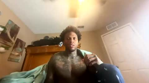 sexy tatted king bbc online show from 07/28/26, 02:18