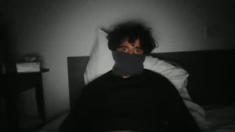 Snapshot of daddyl_e_s chatting on 03/08/25, 01:50 daddyl_e_s online show from 03/08/25, 01:50