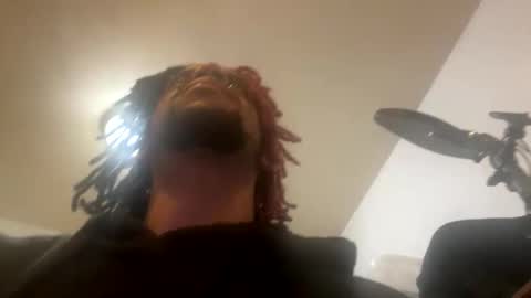 Snapshot of daddylongyk chatting on 01/15/26, 11:41 daddylongyk online show from 01/15/26, 11:41