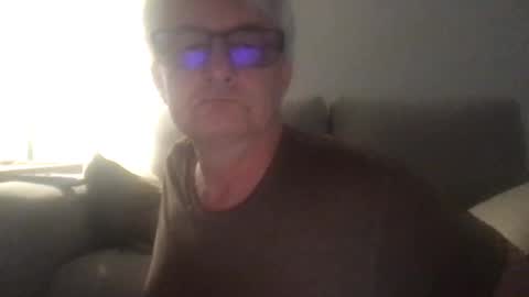 daddymike92883_1 online show from 01/26/25, 07:53