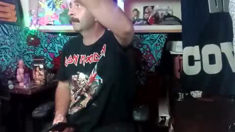 Snapshot of daddymill98 chatting on 10/21/25, 07:31 daddymill98 online show from 10/21/25, 07:31