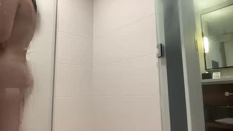 Snapshot of daddysangelbaby230 chatting on 03/17/26, 03:55 daddysangelbaby230 online show from 03/17/26, 03:55