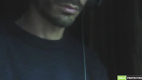 Snapshot of daddyselim chatting on 01/23/25, 10:33 the alpha online show from 01/23/25, 10:33