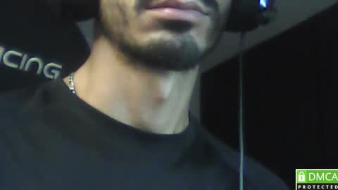 Snapshot of daddyselim chatting on 10/14/25, 07:53 the alpha online show from 10/14/25, 07:53