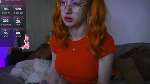 Snapshot of daddyslittleslutfox chatting on 04/27/26, 01:20 daddyslittleslutfox online show from 04/27/26, 01:20