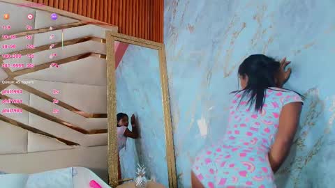 Snapshot of daddysneakinme chatting on 02/10/25, 10:51 Anny online show from 02/10/25, 10:51