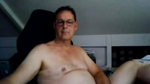 Snapshot of daddyspoenk chatting on 07/29/26, 02:37 Dannyspoenk online show from 07/29/26, 02:37
