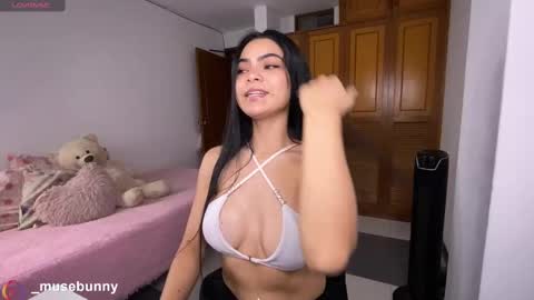 Sophie online show from 09/17/25, 02:02