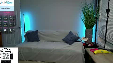 Snapshot of daddyxxluna chatting on 09/13/25, 01:38 ConstructionDaddy and Lady Luna online show from 09/13/25, 01:38