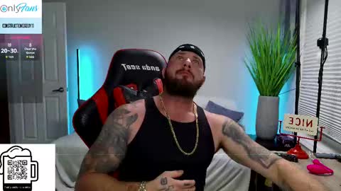 Snapshot of daddyxxluna chatting on 09/15/25, 01:16 ConstructionDaddy and Lady Luna online show from 09/15/25, 01:16