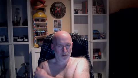 Snapshot of dadyscam chatting on 05/24/26, 08:58 dadyscam online show from 05/24/26, 08:58