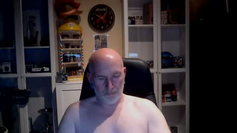 Snapshot of dadyscam chatting on 06/29/26, 08:31 dadyscam online show from 06/29/26, 08:31