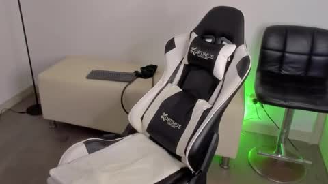 Allan Daf online show from 09/29/25, 02:33