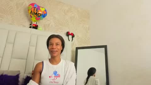 daffnelewis online show from 04/18/26, 11:14