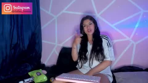 dafna lorens  online show from 02/07/26, 01:53