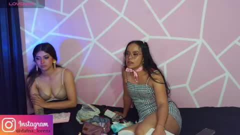 Snapshot of dafna_and_chriss chatting on 06/08/26, 02:56 dafna lorens online show from 06/08/26, 02:56
