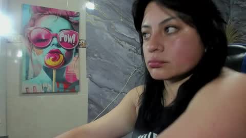 Snapshot of dafne_ortiz chatting on 03/26/26, 05:13 nelly online show from 03/26/26, 05:13